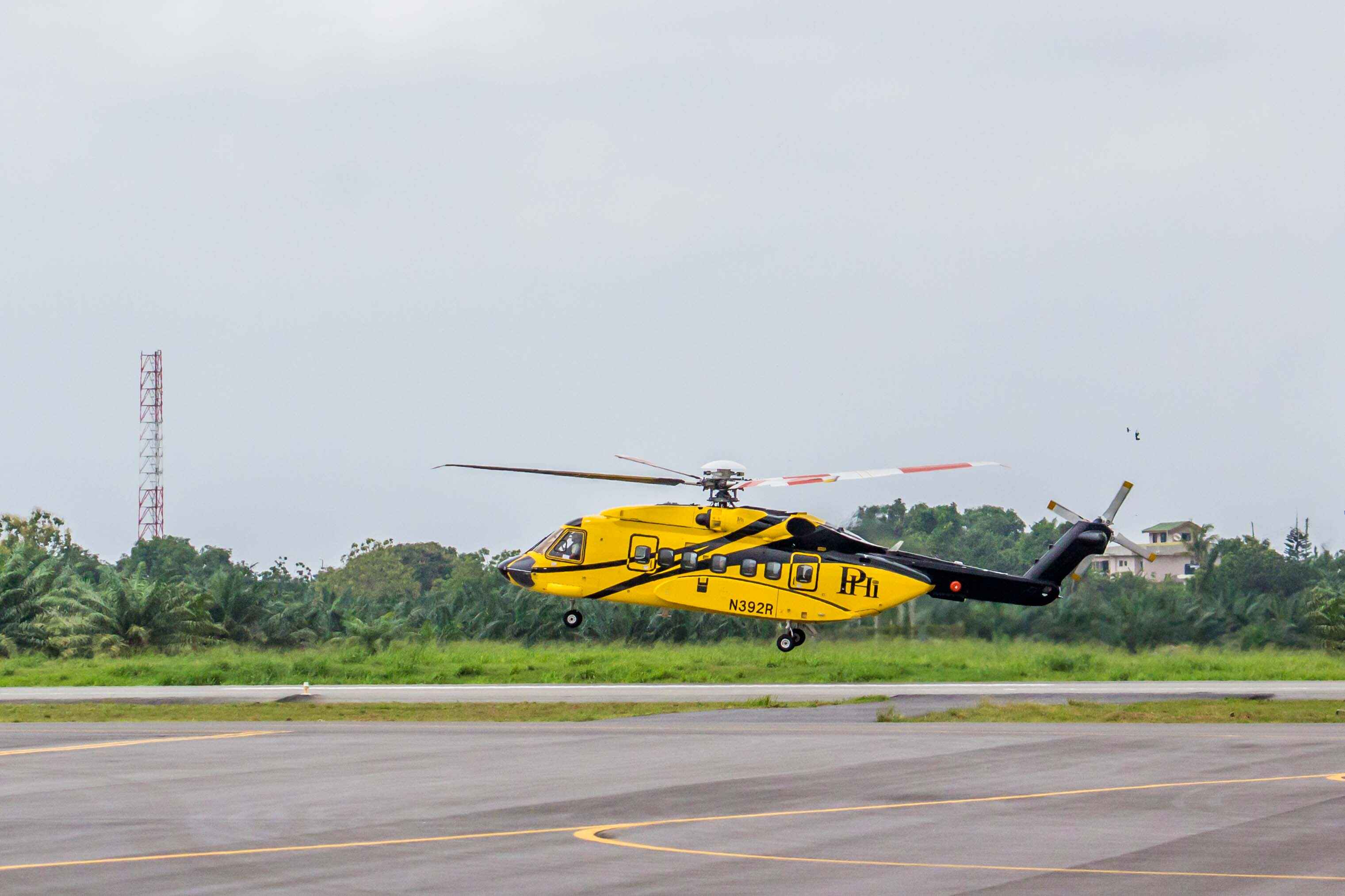 PHI Century S92A Landing