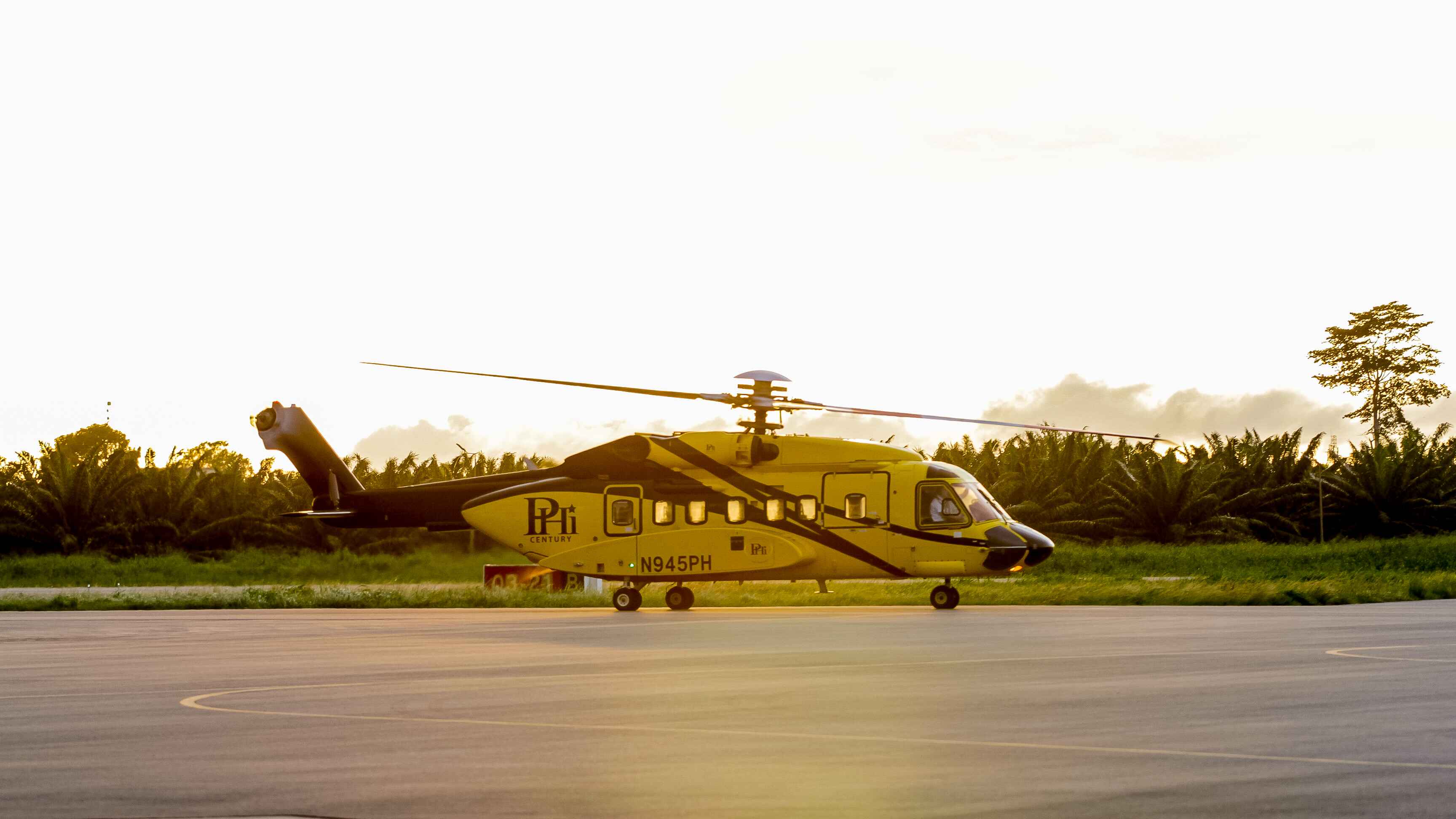 PHIC Sikorsky S-92A Aircraft Taxing